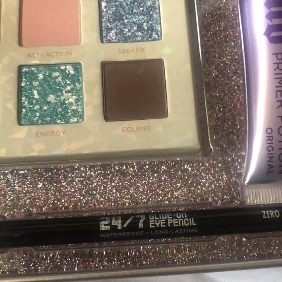 New Urban Decay Major Gems palette, eye pencil in Zero & eyeshadow primer in tin - Picture 6 of 15